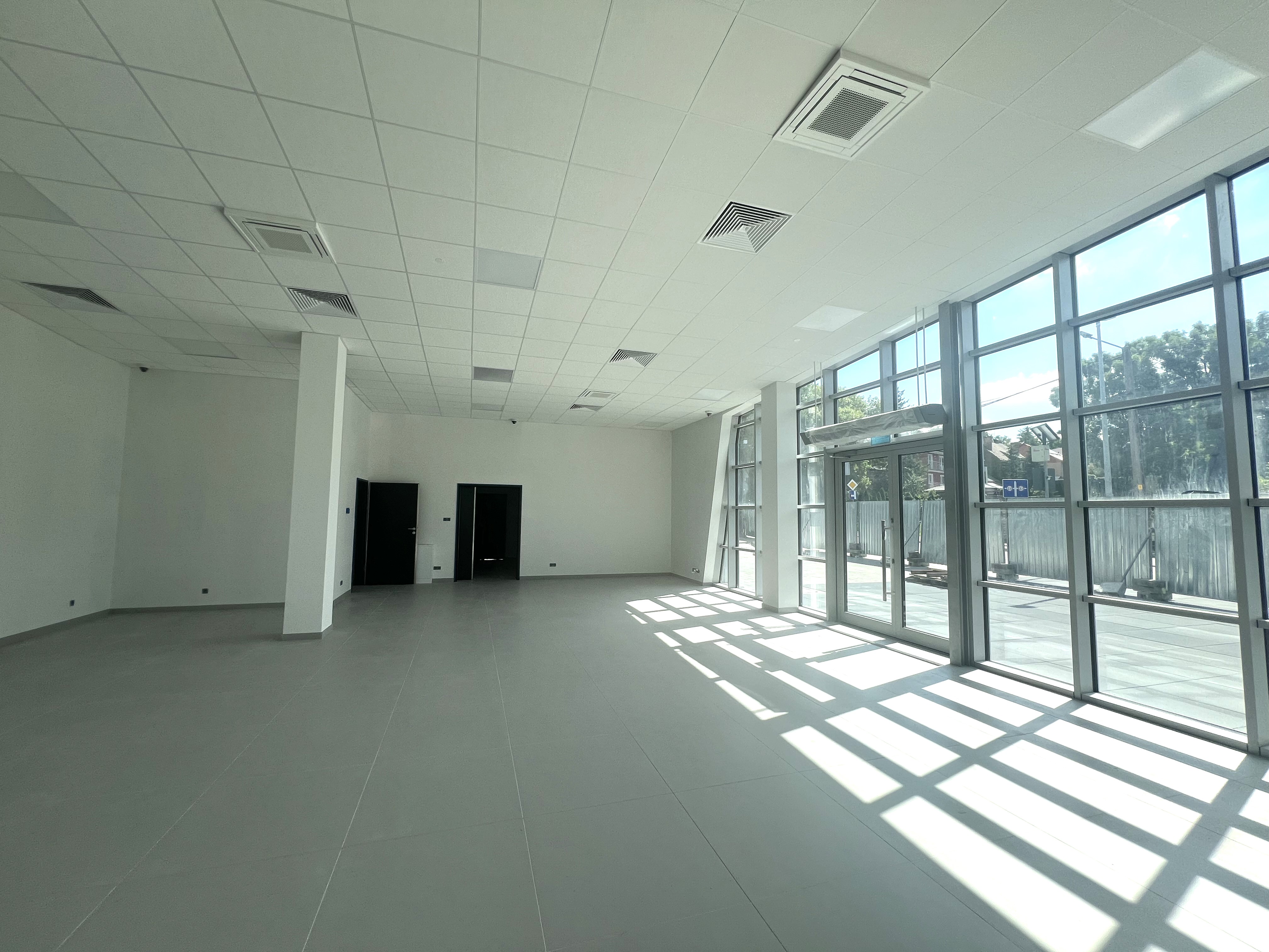 lokal 150,81 m²